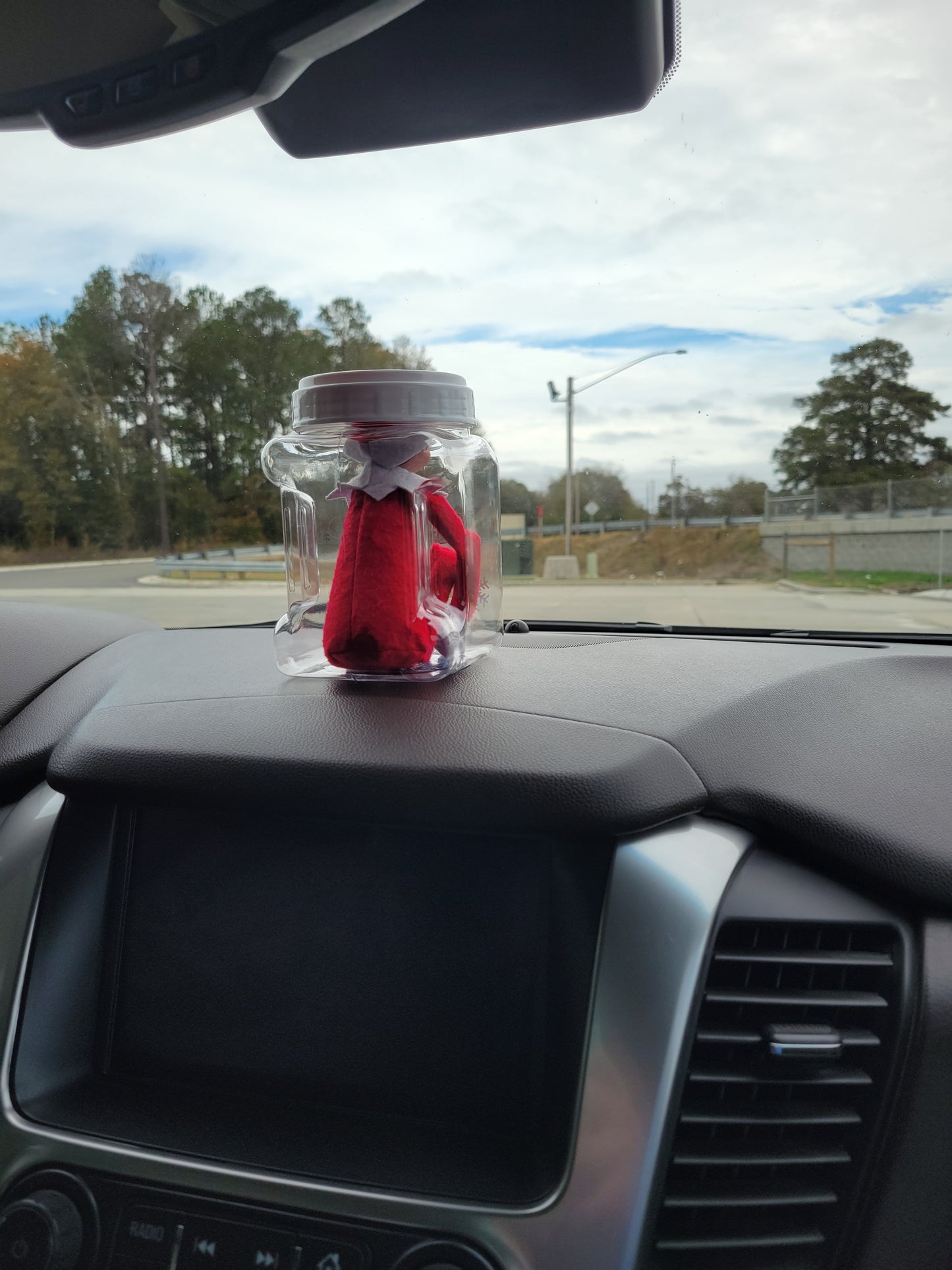 Elf Transport Jar